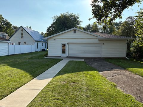 Tiny photo for 510 N Maple Avenue, Minier, IL 61759 (MLS # 12438736)