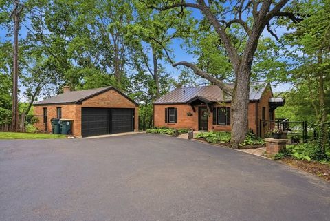 Tiny photo for 1020 Woodland Avenue, Batavia, IL 60510 (MLS # 12629685)