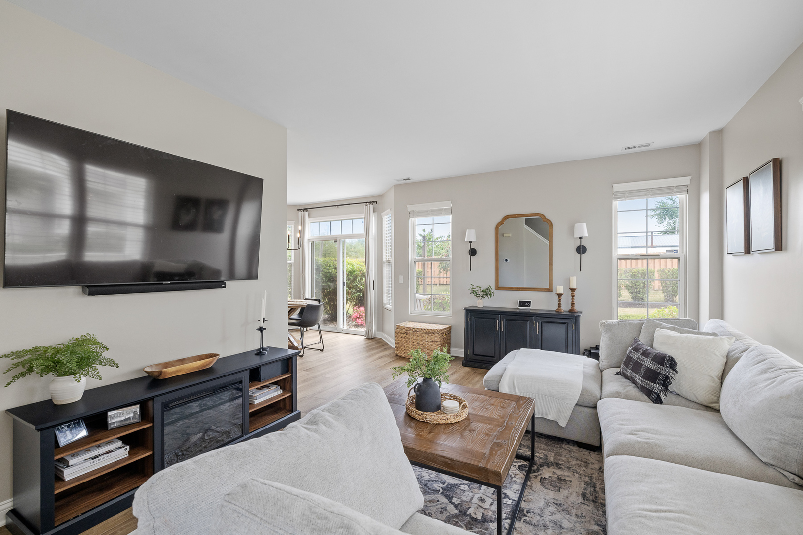 25035 Clare Circle