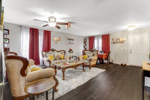 Tiny photo for 13051 Bucksburn Court, Beach Park, IL 60083 (MLS # 12435622)