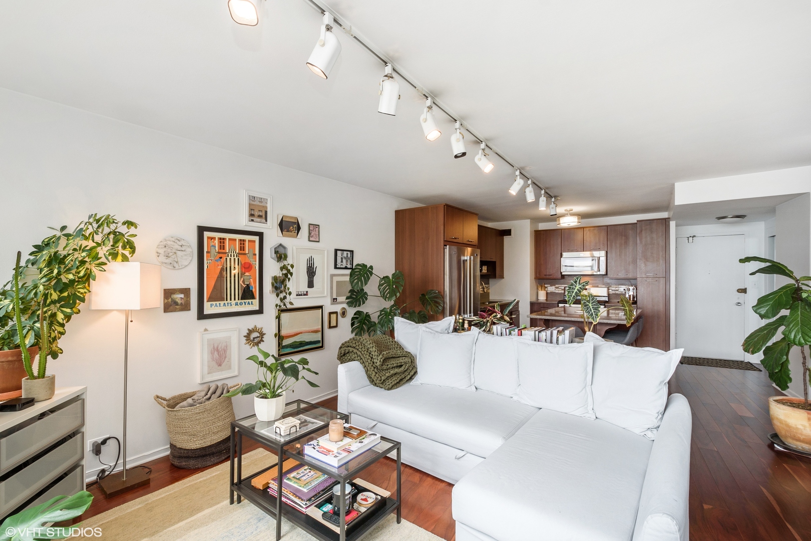 1150 N LAKE SHORE Drive 5F