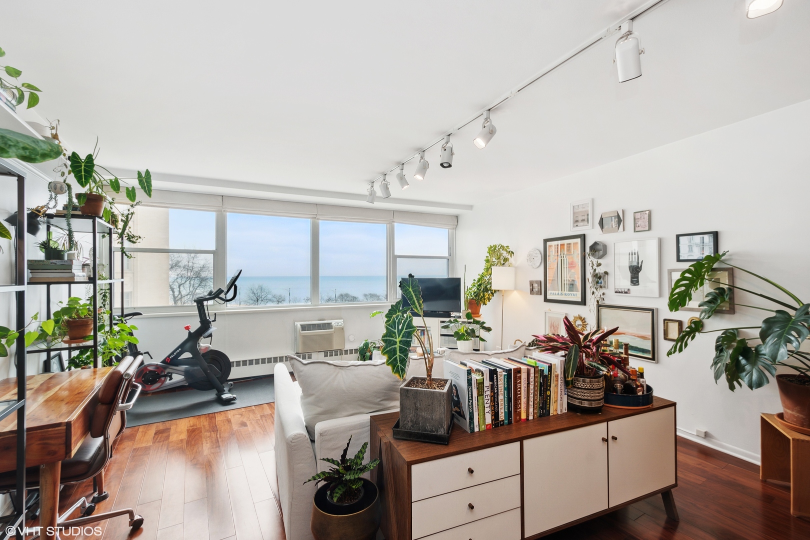 1150 N LAKE SHORE Drive 5F