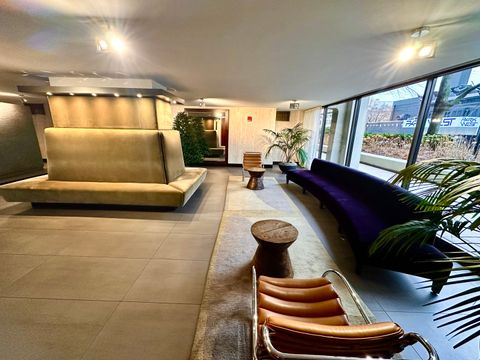 Tiny photo for 1960 N Lincoln Park West Avenue #402, Chicago, IL 60614 (MLS # 12524883)