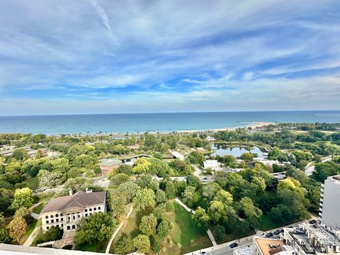 Tiny photo for 1960 N Lincoln Park West Avenue #402, Chicago, IL 60614 (MLS # 12524883)