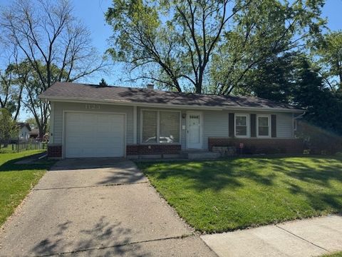 1123 Cedar Lane Elk Grove Village IL 60007