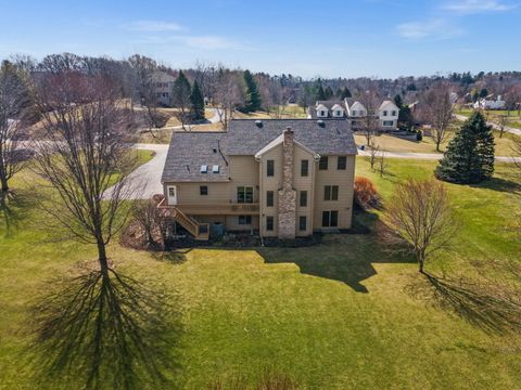 Tiny photo for 39W228 W Hilltop Drive, St. Charles, IL 60175 (MLS # 12598516)