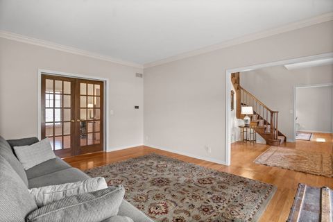 Tiny photo for 39W228 W Hilltop Drive, St. Charles, IL 60175 (MLS # 12598516)