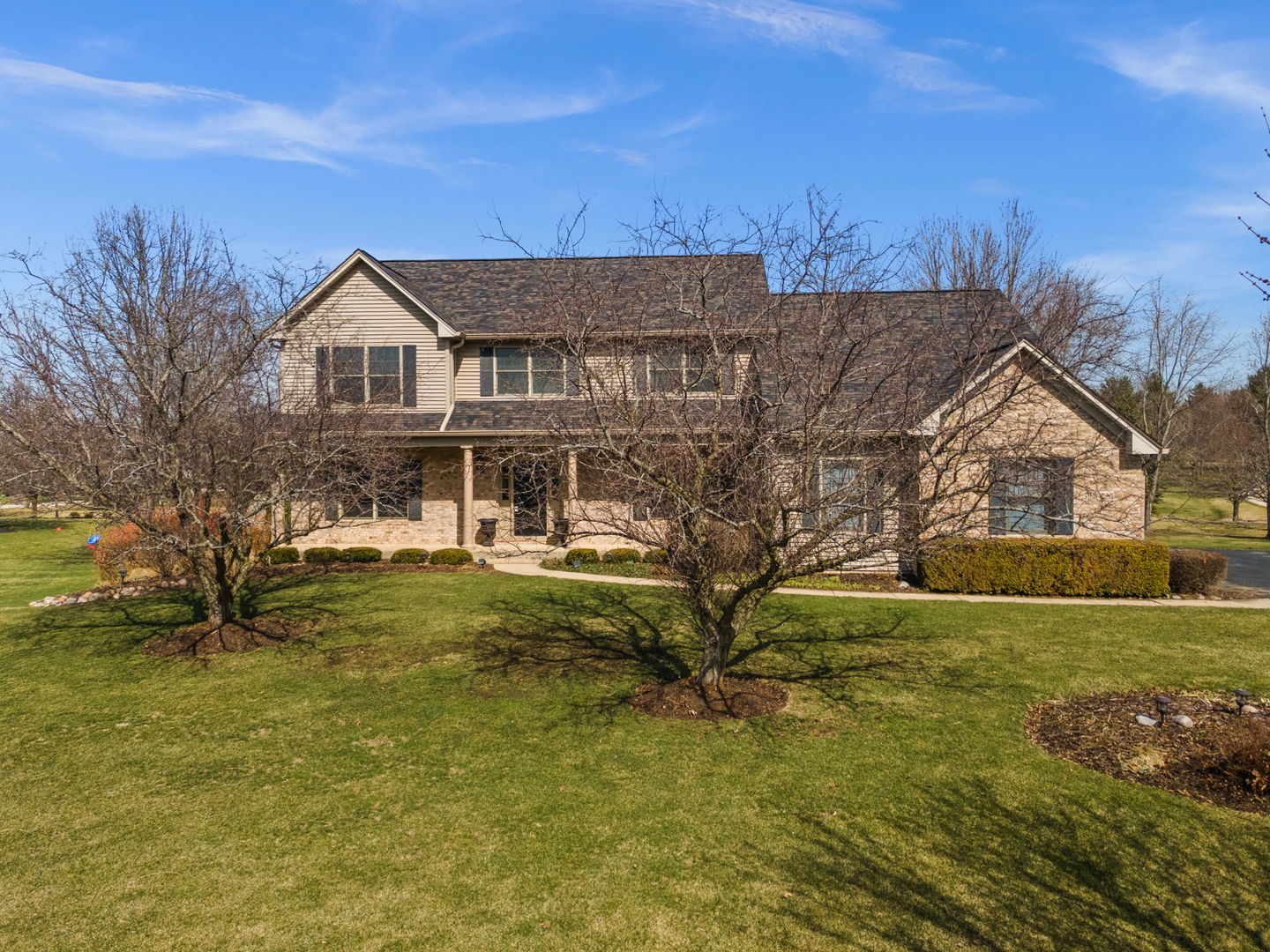 39W228 W Hilltop Drive