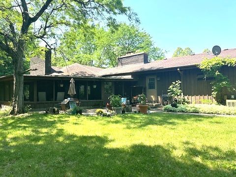 27125 N Williams Park Road N Wauconda IL 60084