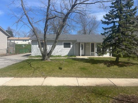 Photo of Bolingbrook, IL 60440 (MLS # 12626899)
