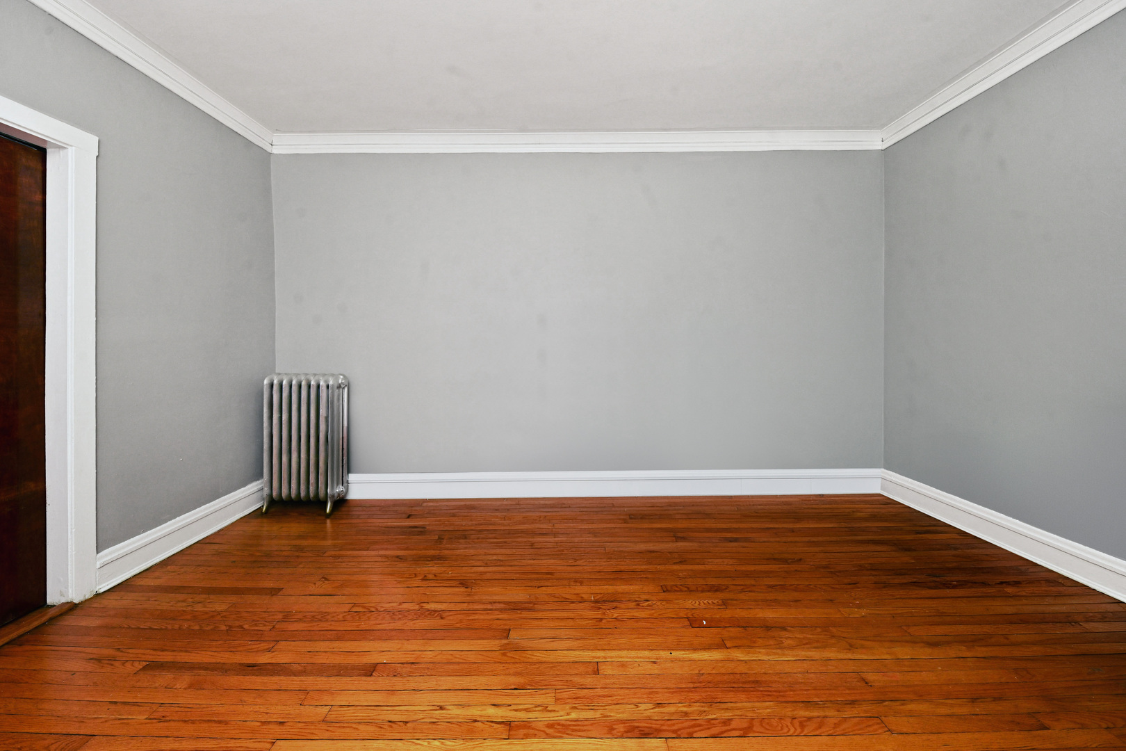 7347 S Calumet Avenue