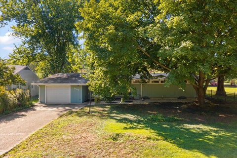 Tiny photo for 507 E Sunnycrest Court, Urbana, IL 61801 (MLS # 12754716)