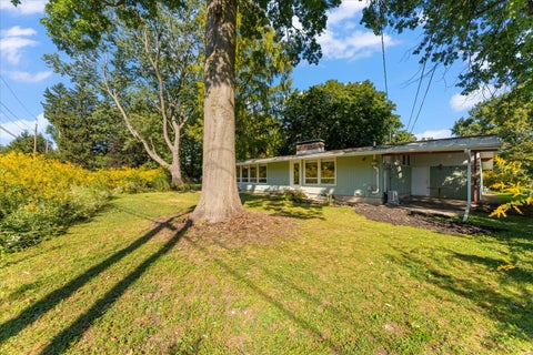 Tiny photo for 507 E Sunnycrest Court, Urbana, IL 61801 (MLS # 12754716)
