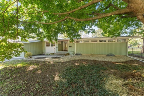 Tiny photo for 507 E Sunnycrest Court, Urbana, IL 61801 (MLS # 12754716)