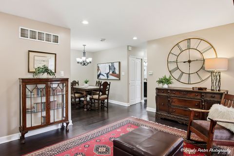 Tiny photo for 2323 OXHILL Court, Schaumburg, IL 60194 (MLS # 12640019)
