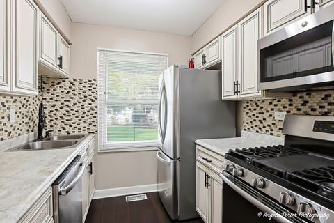 Tiny photo for 2323 OXHILL Court, Schaumburg, IL 60194 (MLS # 12640019)
