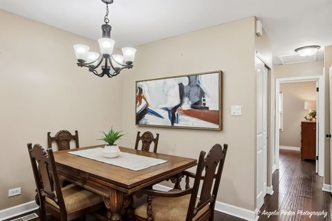 Tiny photo for 2323 OXHILL Court, Schaumburg, IL 60194 (MLS # 12640019)