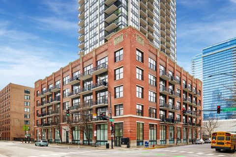 210 S Desplaines Street 402 Chicago IL 60661