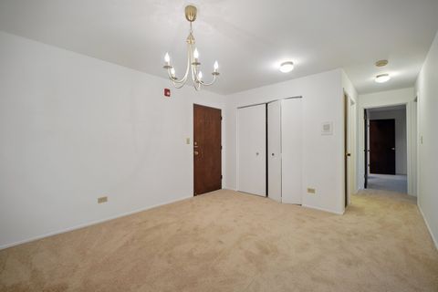 Tiny photo for 505 S Cleveland Avenue #303, Arlington Heights, IL 60005 (MLS # 12520450)