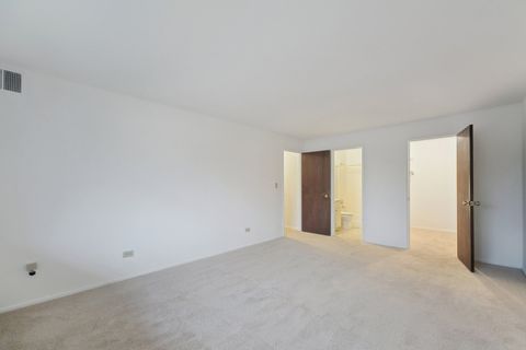 Tiny photo for 505 S Cleveland Avenue #303, Arlington Heights, IL 60005 (MLS # 12520450)