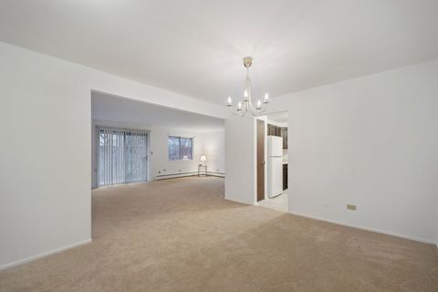 Tiny photo for 505 S Cleveland Avenue #303, Arlington Heights, IL 60005 (MLS # 12520450)