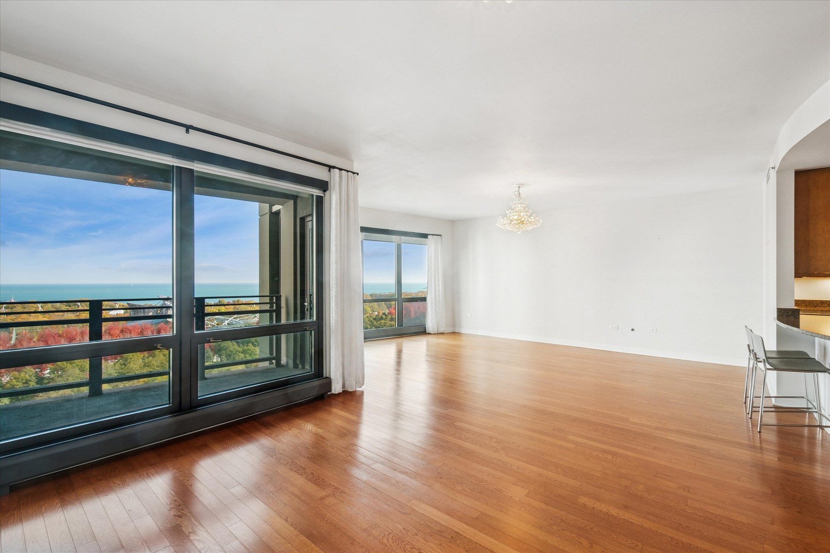 130 N Garland Court 1405