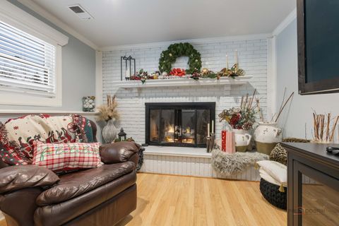 Tiny photo for 225 Wickham Drive, Schaumburg, IL 60194 (MLS # 12530585)