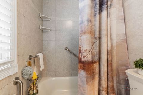 Tiny photo for 225 Wickham Drive, Schaumburg, IL 60194 (MLS # 12530585)