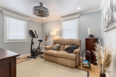 Tiny photo for 225 Wickham Drive, Schaumburg, IL 60194 (MLS # 12530585)