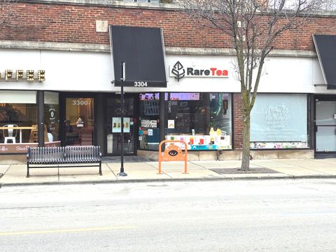 3304 N Broadway Chicago IL 60657