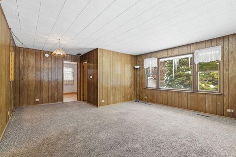 Tiny photo for 943 Oxford Street, Downers Grove, IL 60516 (MLS # 12528945)