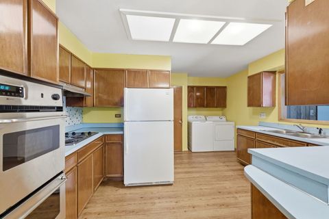 Tiny photo for 943 Oxford Street, Downers Grove, IL 60516 (MLS # 12528945)