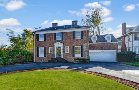 Photo of 2001 W 103rd Street, Chicago, IL 60643 (MLS # 12610657)