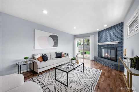 Tiny photo for Highland Park, IL 60035 (MLS # 12569482)