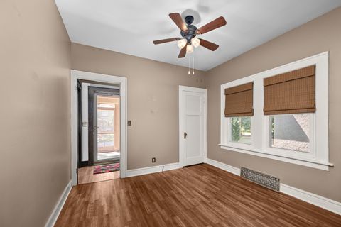 Tiny photo for 2221 RIPLEY Street, Davenport, IA 52803 (MLS # 12684604)