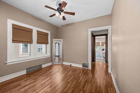 Tiny photo for 2221 RIPLEY Street, Davenport, IA 52803 (MLS # 12684604)