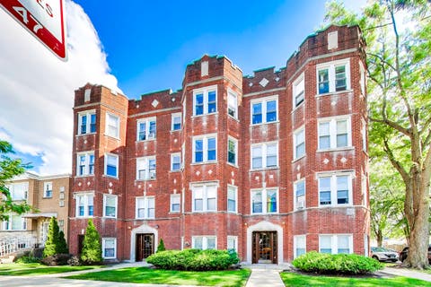 Photo of 4857 W Roscoe Street #1, Chicago, IL 60641 (MLS # 12685710)