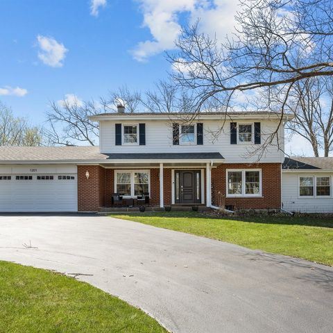 1201 Country Club Road Lake Zurich IL 60047