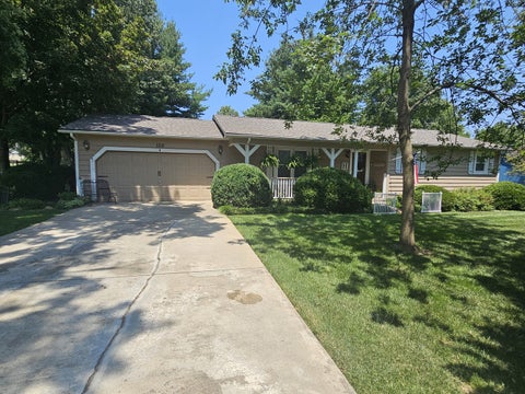 Tiny photo for 100 Cherry Drive, Mt Vernon, IL 62864 (MLS # 12717859)