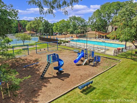 Tiny photo for 170 Cascade Drive, Indian Head Park, IL 60525 (MLS # 12528286)