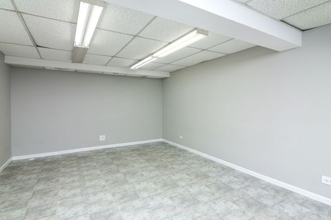 Tiny photo for 170 Cascade Drive, Indian Head Park, IL 60525 (MLS # 12528286)