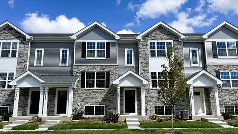 Photo of 1261 Foxglove Drive, Bartlett, IL 60103 (MLS # 12469382)