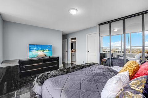 Tiny photo for 5201 S CORNELL Avenue #27D, Chicago, IL 60615 (MLS # 12624924)