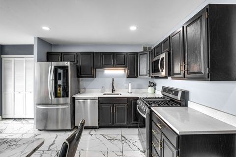Tiny photo for 5201 S CORNELL Avenue #27D, Chicago, IL 60615 (MLS # 12624924)