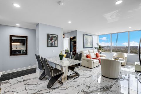 Tiny photo for 5201 S CORNELL Avenue #27D, Chicago, IL 60615 (MLS # 12624924)