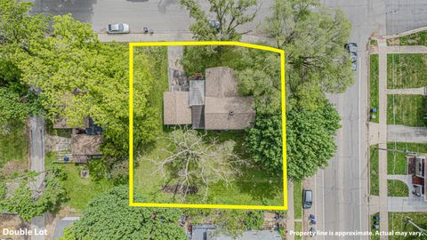 Tiny photo for 552 Walnut Avenue, Elgin, IL 60123 (MLS # 12523519)