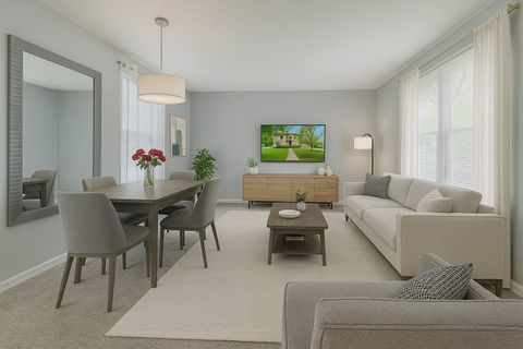 Tiny photo for 552 Walnut Avenue, Elgin, IL 60123 (MLS # 12523519)