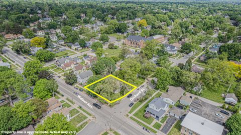 Tiny photo for 552 Walnut Avenue, Elgin, IL 60123 (MLS # 12523519)
