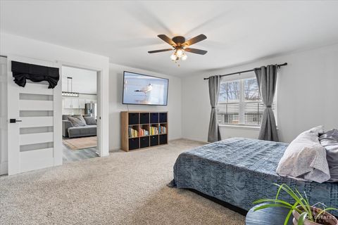 Tiny photo for 157 N Crooked Lake Lane, Lindenhurst, IL 60046 (MLS # 12587070)