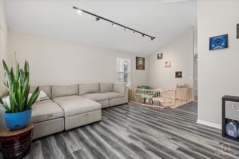 Tiny photo for 157 N Crooked Lake Lane, Lindenhurst, IL 60046 (MLS # 12587070)